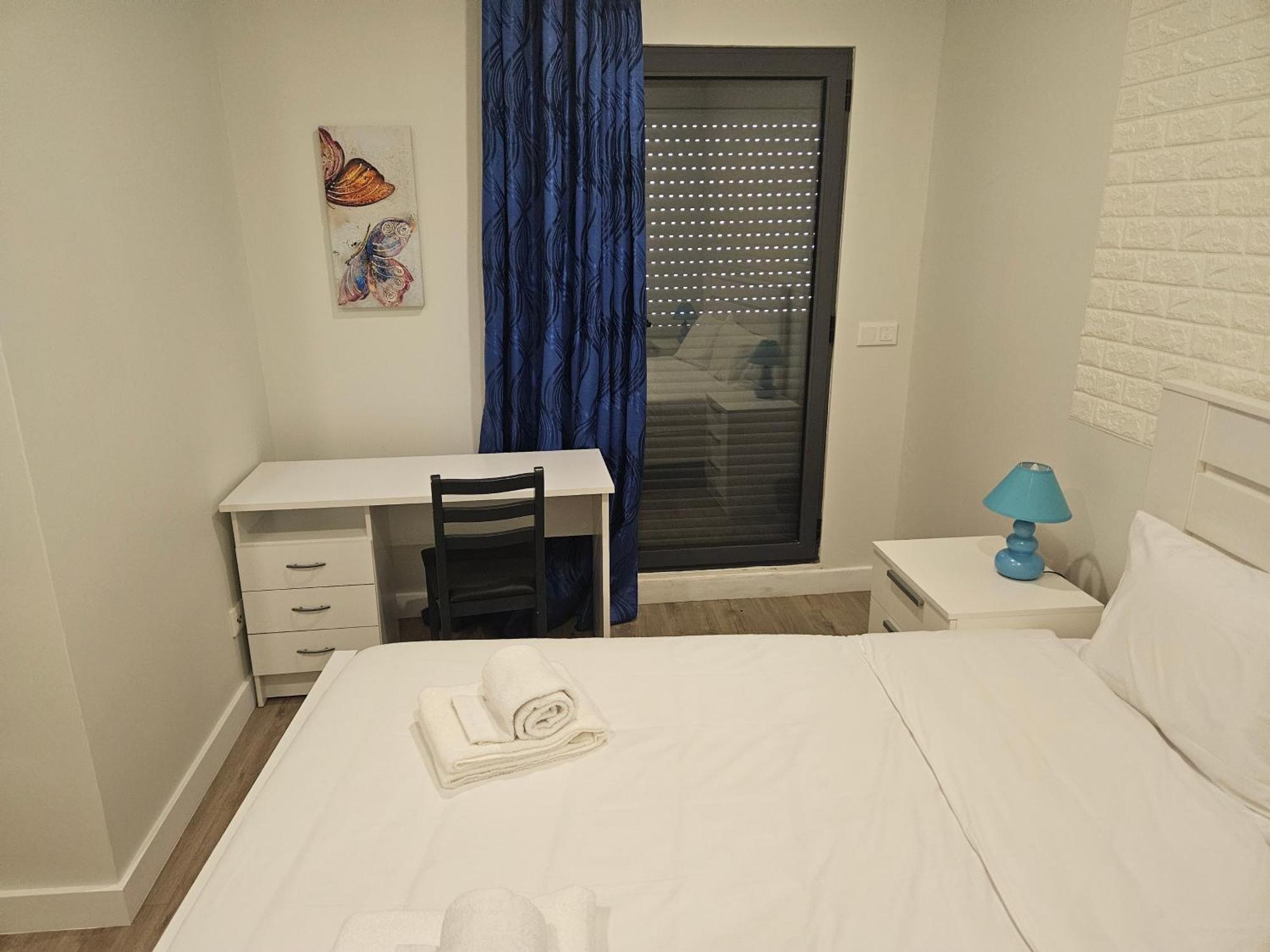Bella Italia Coronel Miranda Guest House ปอนตาเดลกาดา ภายนอก รูปภาพ
