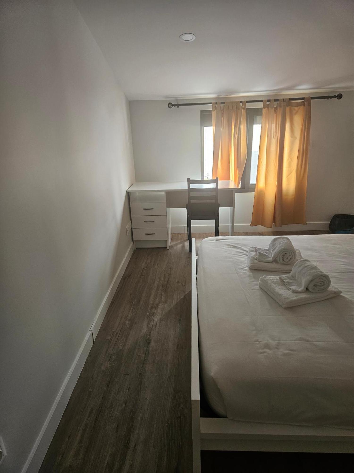 Bella Italia Coronel Miranda Guest House ปอนตาเดลกาดา ภายนอก รูปภาพ